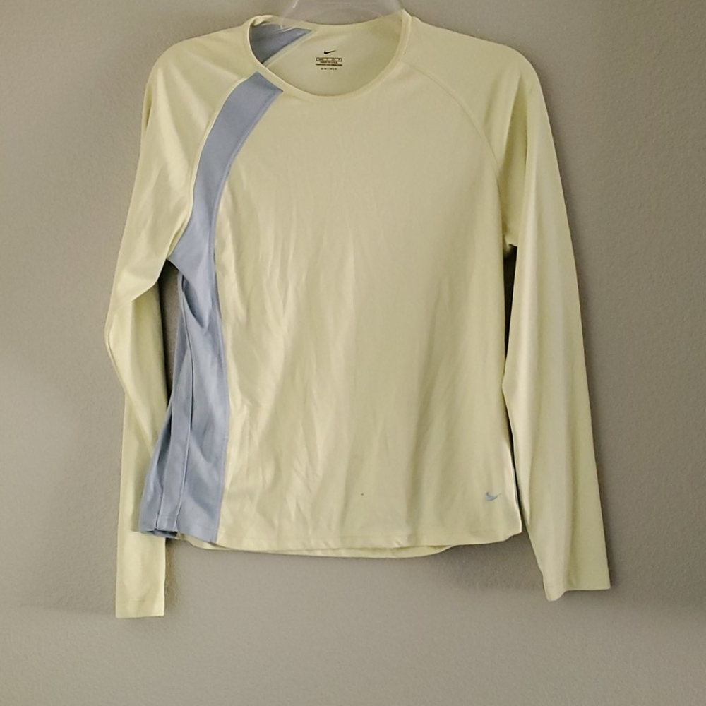 Long sleeve top